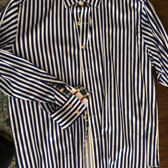Robert Graham Button Up Shirt - Picture 2 of 7